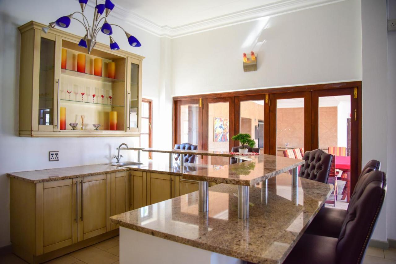Indlovukazi Guesthouse Hartbeespoort Extérieur photo